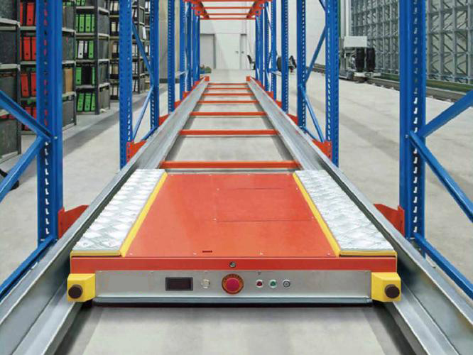 1662082688935437.jpg 智能倉(cāng)儲(chǔ)穿梭車.jpg